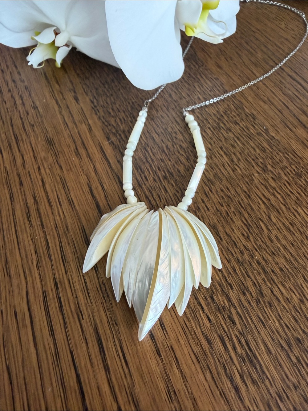 Vintage Mother-of-Pearl Petal Necklace